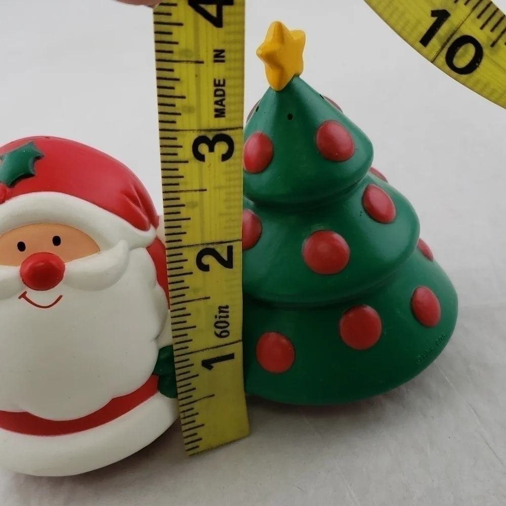 SANTA & Christmas Tree Salt & Pepper Shaker Unused Plastic Vintage - Picture 6 of 7